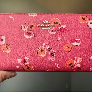 Coach Pink Floral Wallet Classic Design